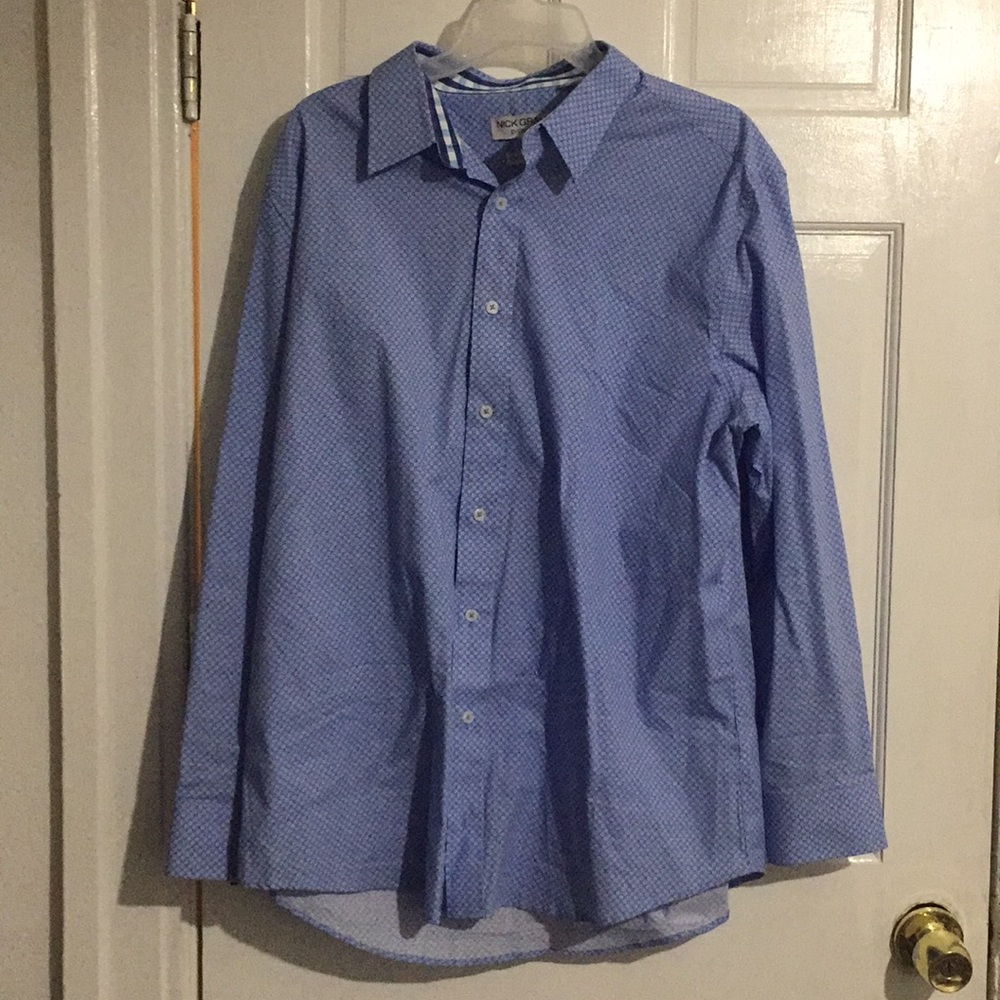Men’s long sleeve dress shirt